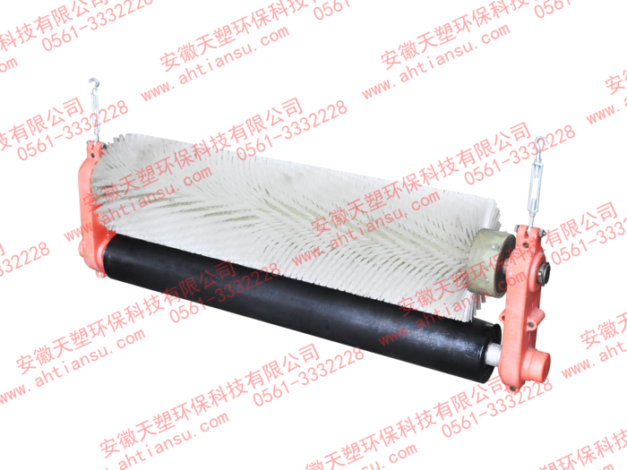 無動滾刷清掃器.jpg